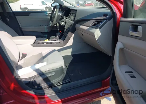 2015 Hyundai Sonata Se z USA, uszkodzony, nr VIN 5NPE24AF5FH156475